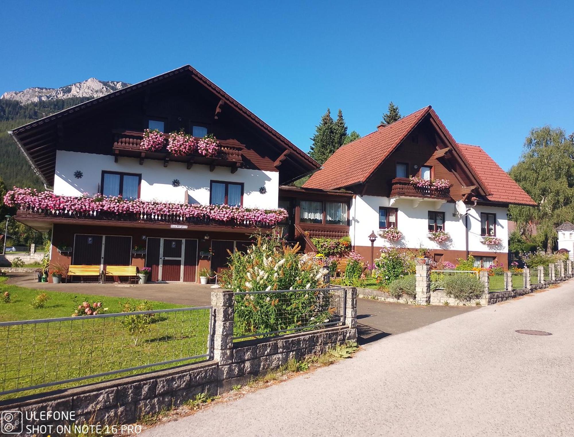 Haus Bergblick Fruehstueckspension Oberort Ngoại thất bức ảnh
